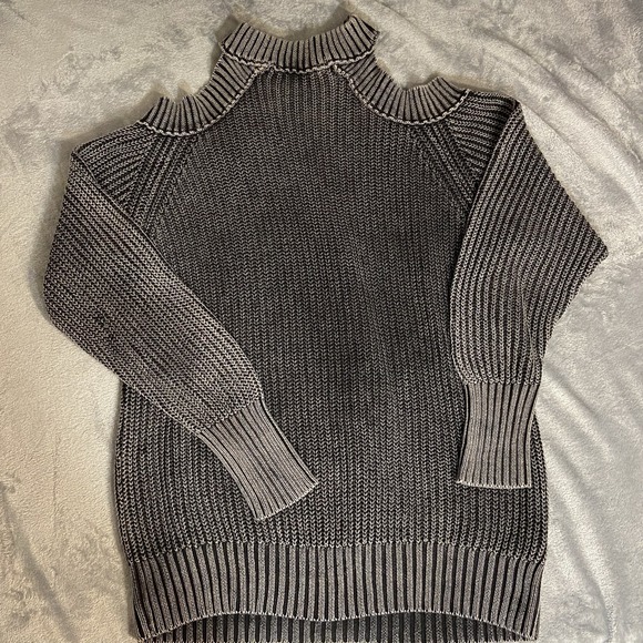 Free People Cold Shoulder Sweater Size‎ Medium Black Gray Cotton - Picture 1 of 9